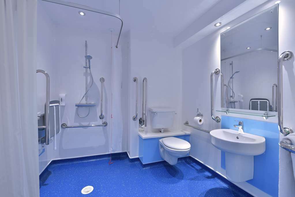 Travelodge Reading Whitley Pokoj fotografie